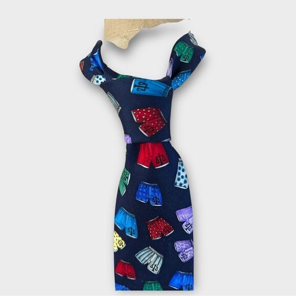 Legal Briefs Silk Necktie from Allyn Neckwear - Picture 5 of 8